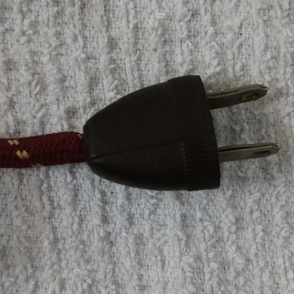 Vintage Durabilt travel iron